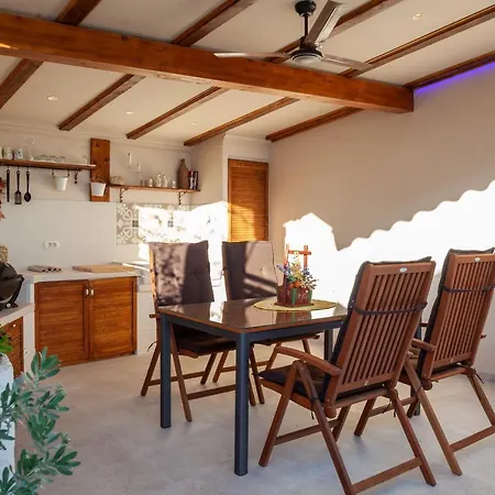 Idyllic Villa Marieta With Private Pool And Unforgettable View Makarska Exterior photo