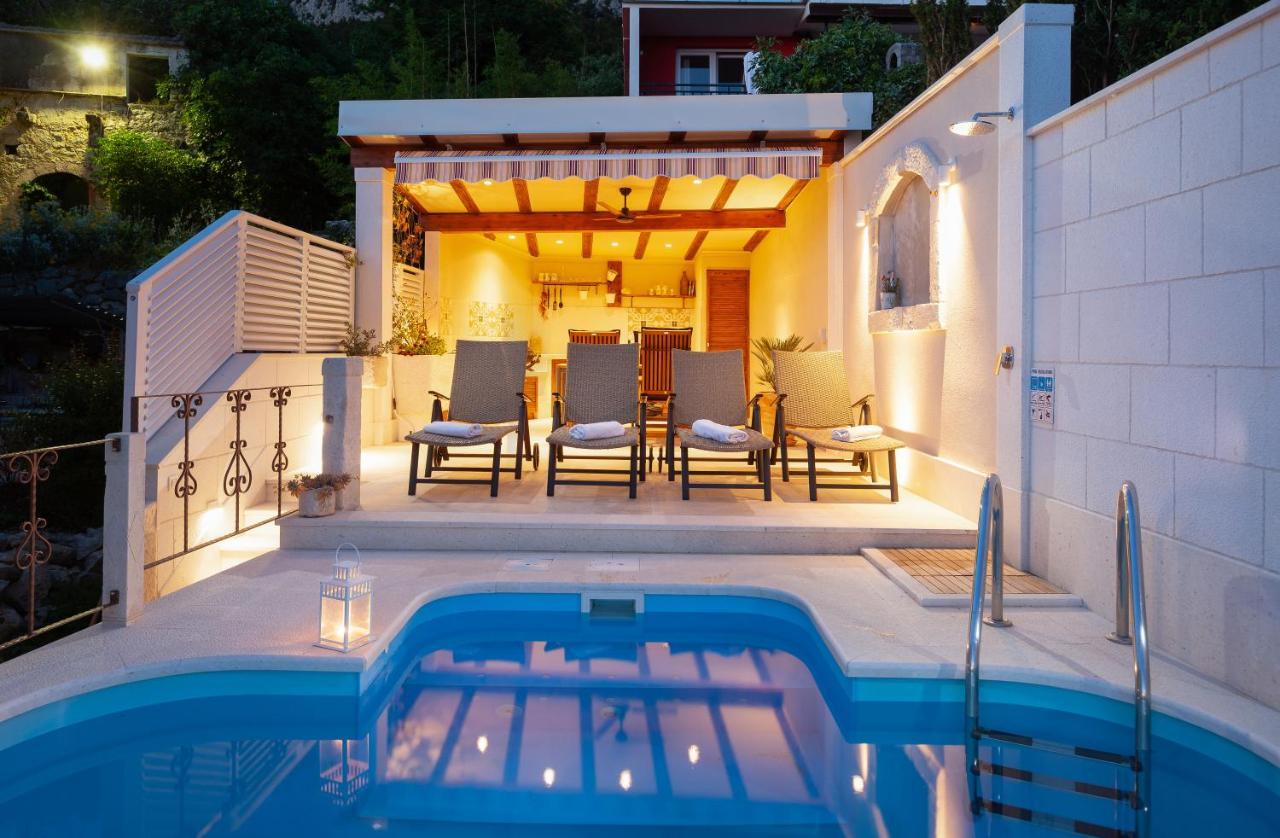 Idyllic Marieta With Private Pool And Unforgettable View Makarska