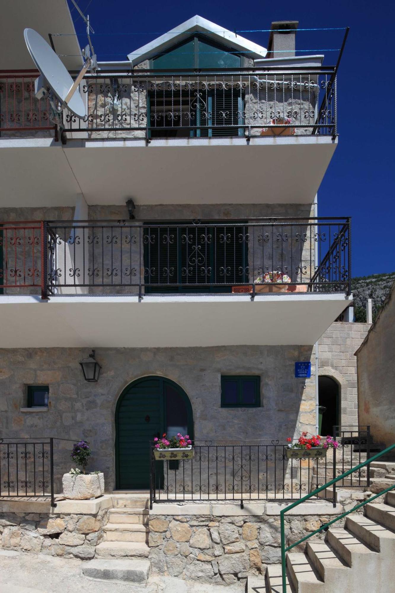 Idyllic Marieta With Private Pool And Unforgettable View Makarska